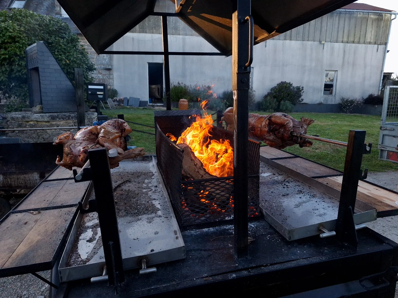 Cochon à la broche rôtissoire Morbihan